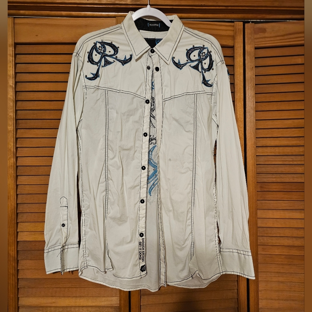 Men's Roar brand shirt
